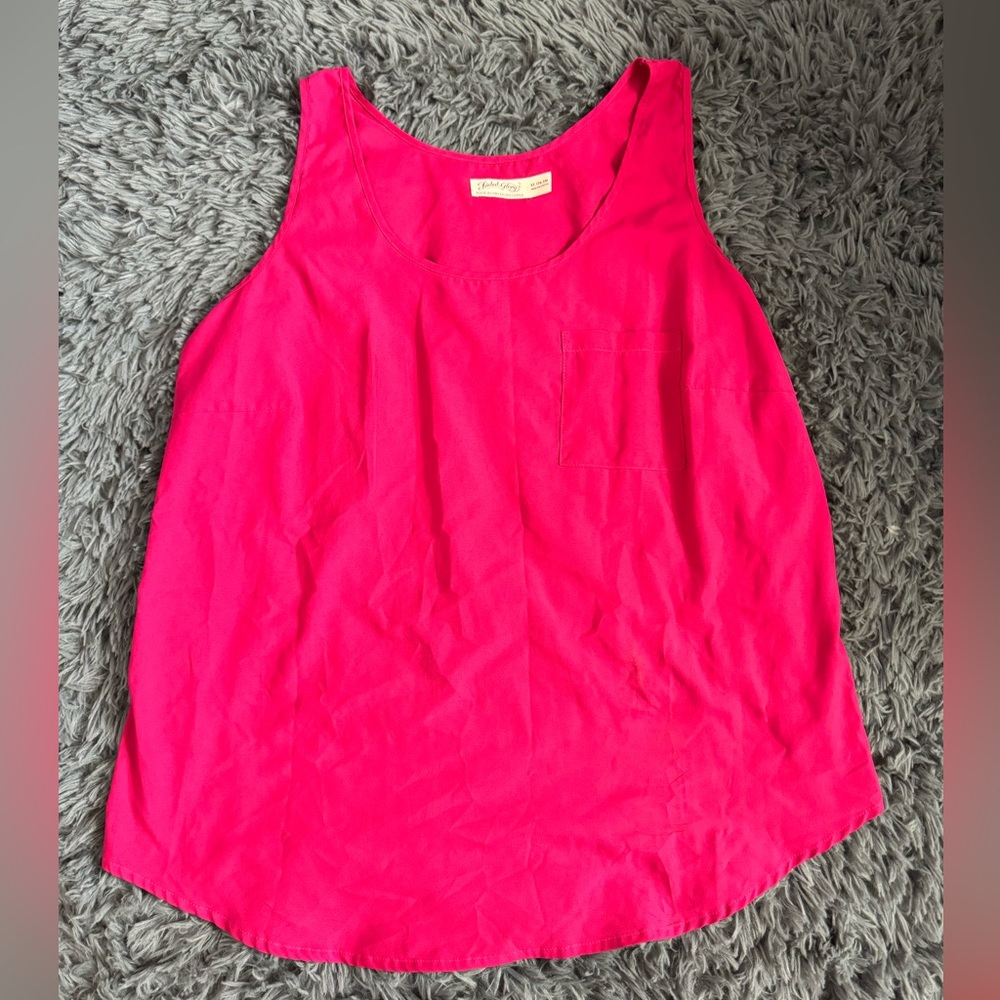 Pink tank top